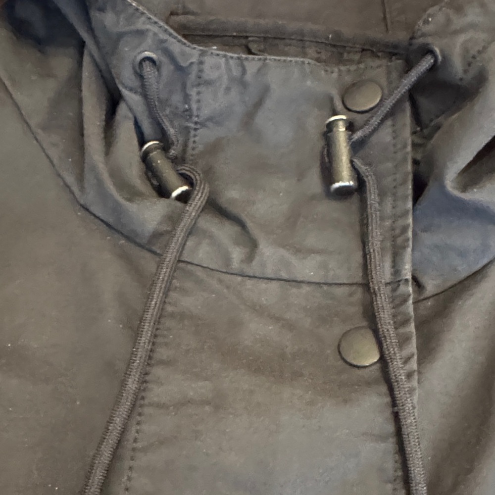 GAP - Picture 8 of 12